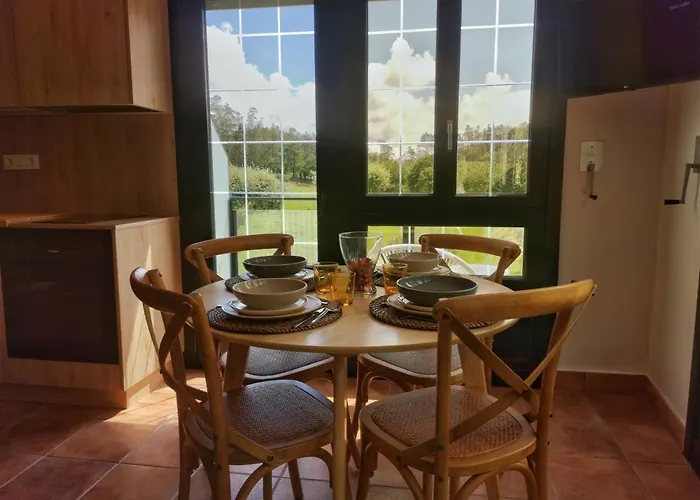 Casinas A Granxa بيت للعطل